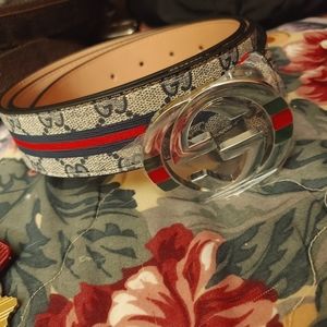 Gucci belt